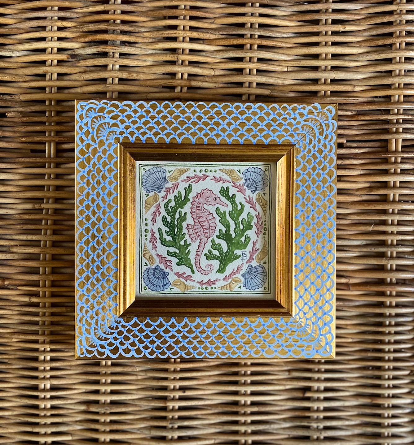 Seahorse and seaweed