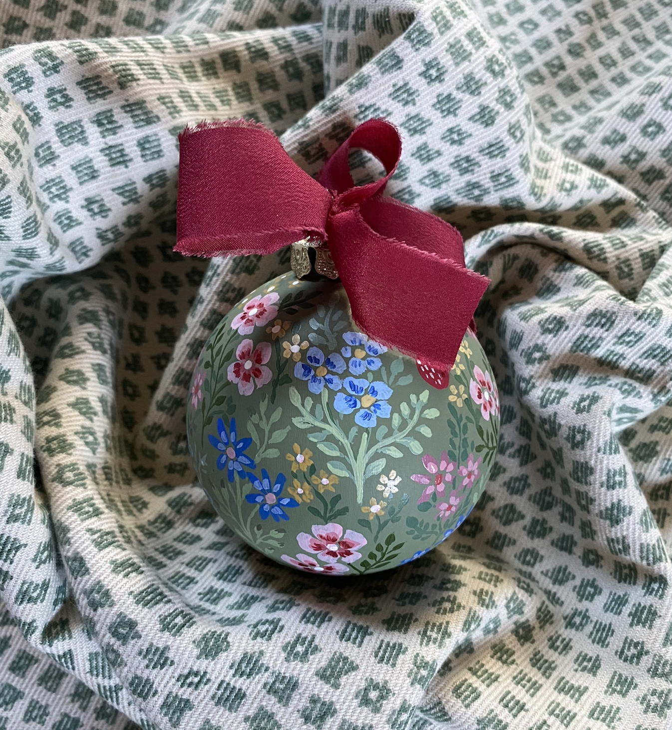 Christmas Ornament - Strawberry fields