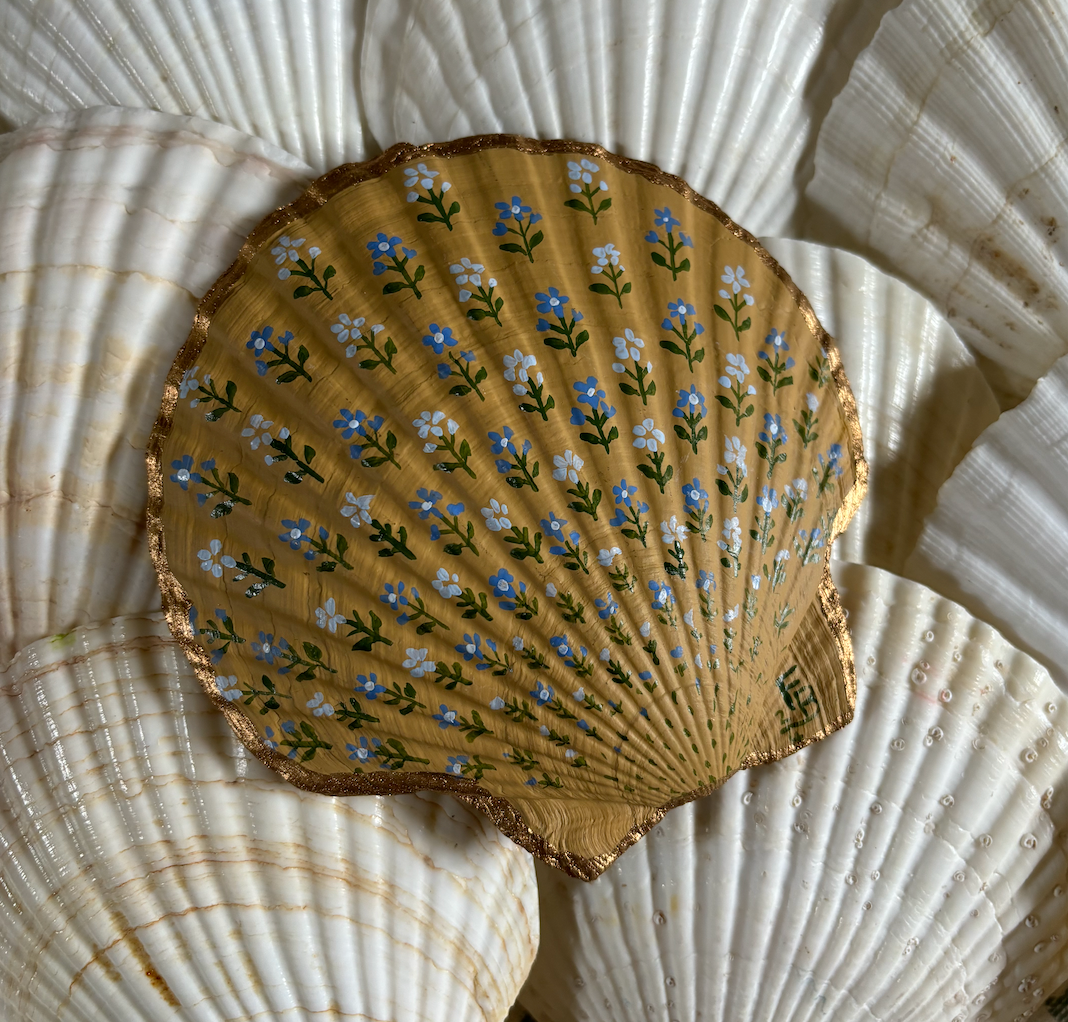 Handpainted Scallop Shell - Leopard