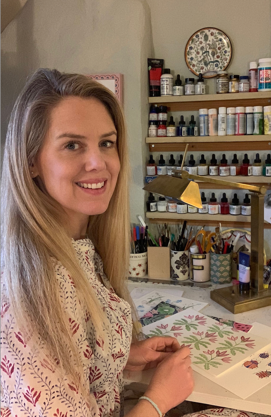 felicity buchanan at home in her studio in Hampshire