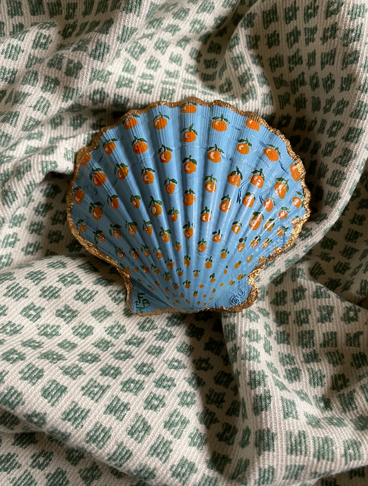 Hand-painted Scallop shell - Clementine