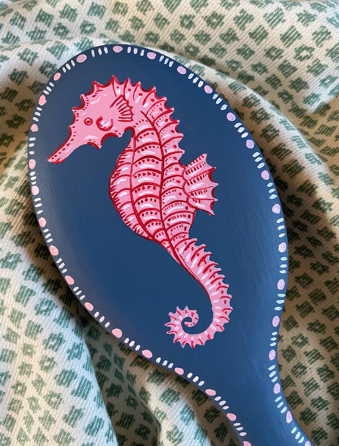 Large hand-painted hairbrush - Pink Seahorse