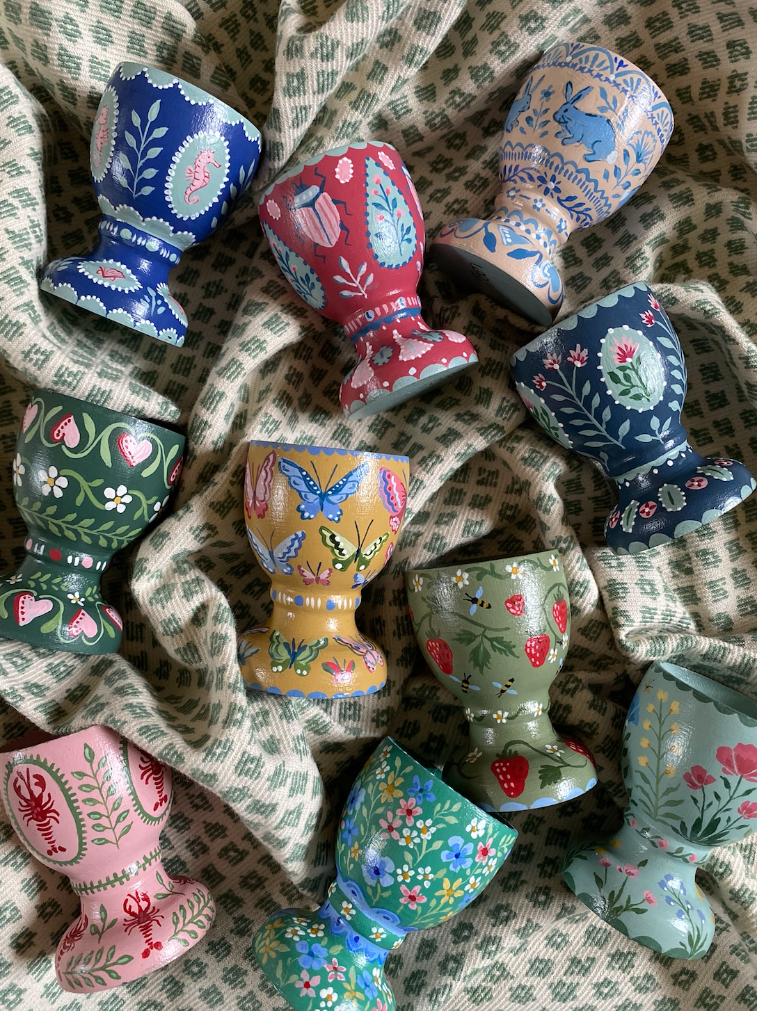 Hand-painted Egg cup - Mughal Flowers