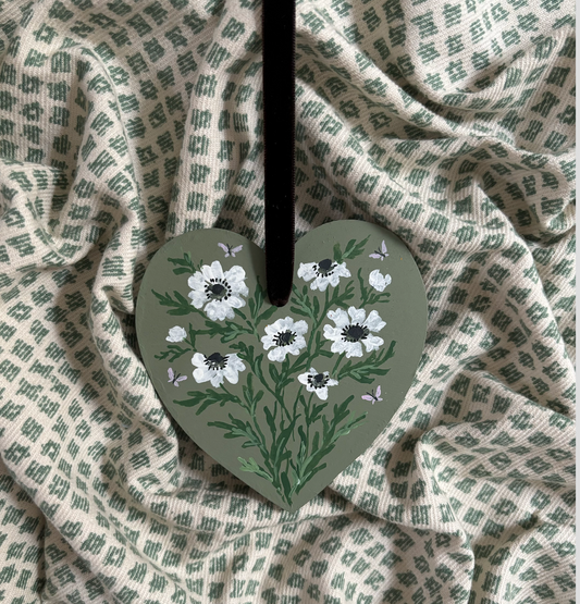 Wooden heart - Anemone