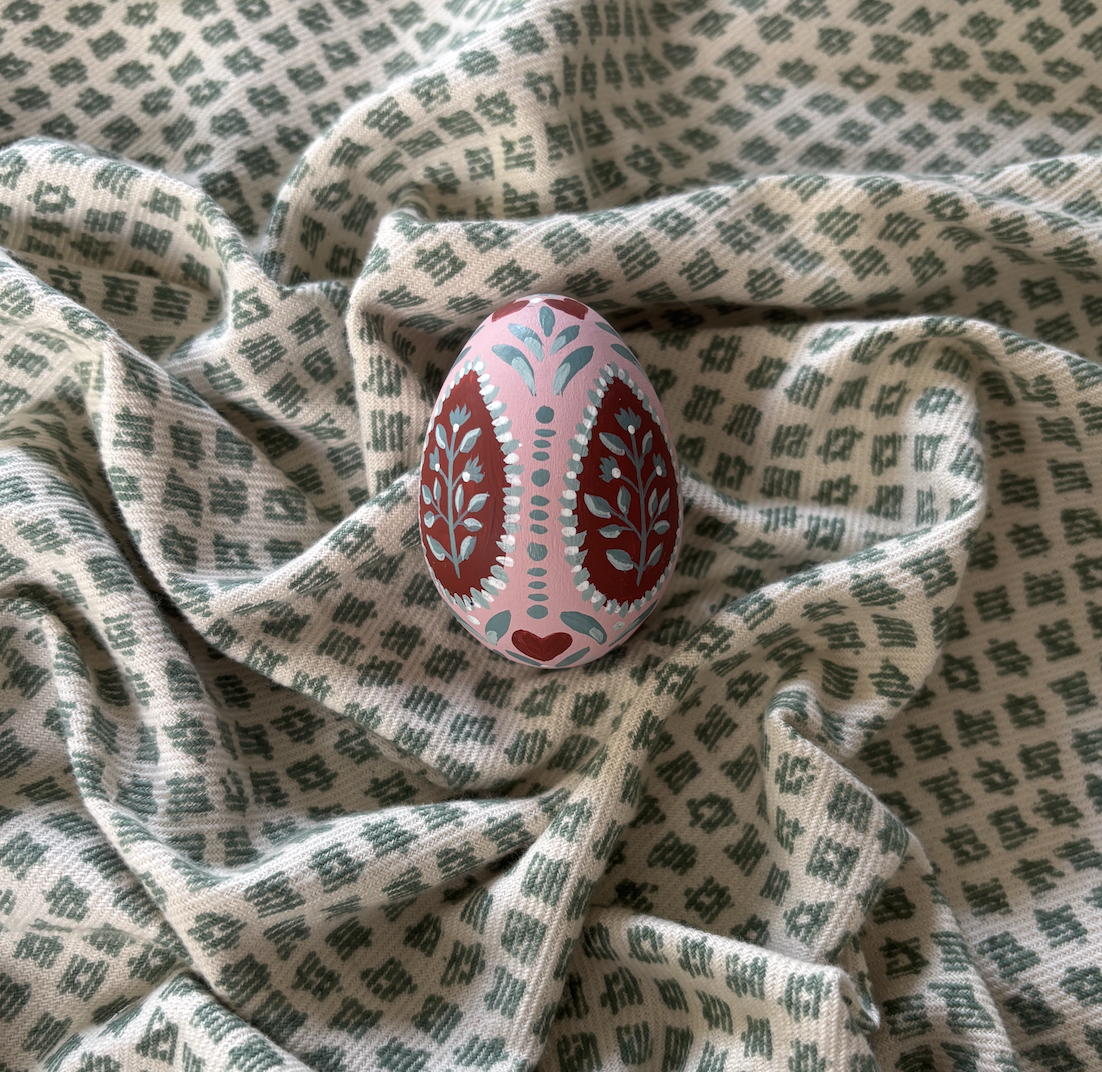 Hand-painted decorative egg - Hearts and flowers