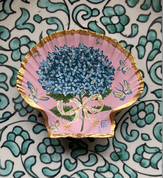 Scallop Shell - Hydrangea