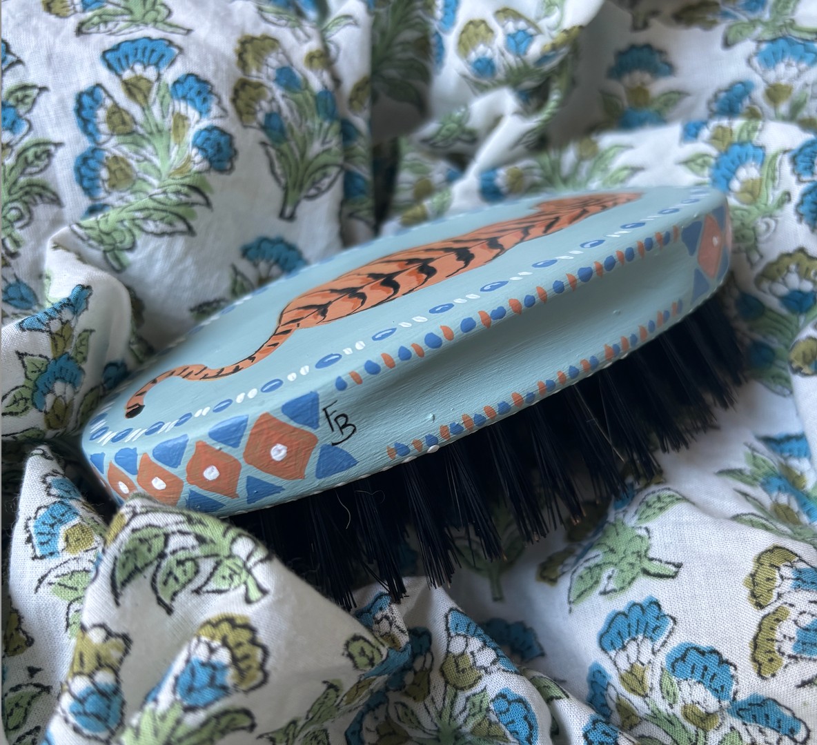 Boys Tiger Hairbrush