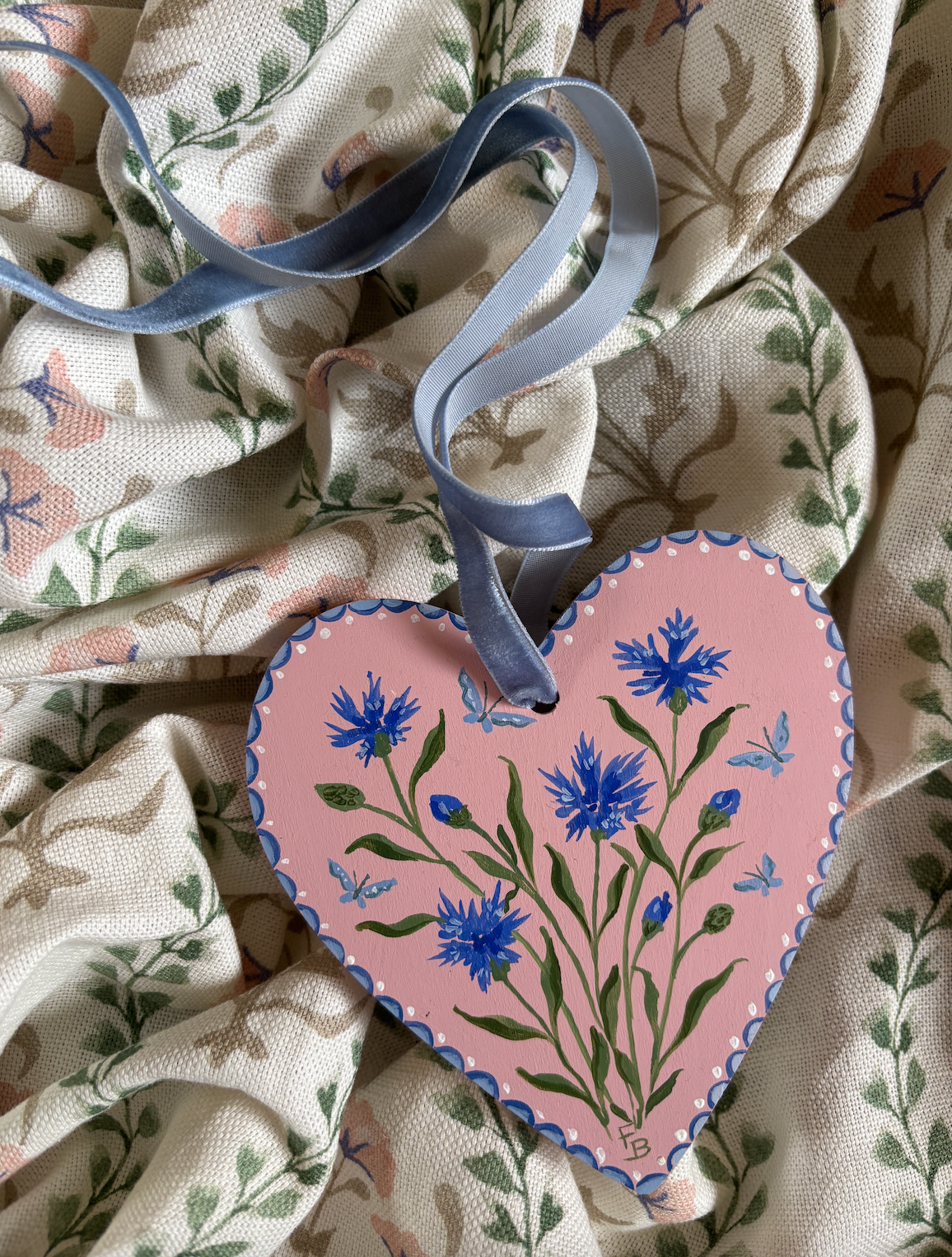Wooden Heart - Cornflowers