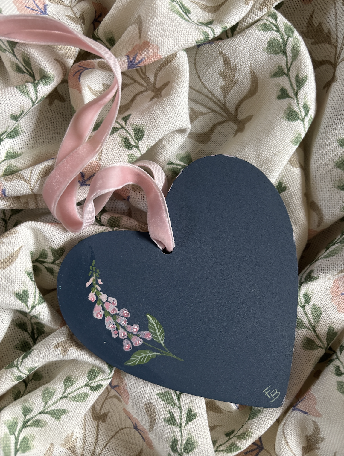 Wooden Heart - Foxgloves