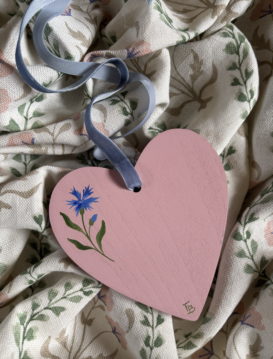Wooden Heart - Cornflowers