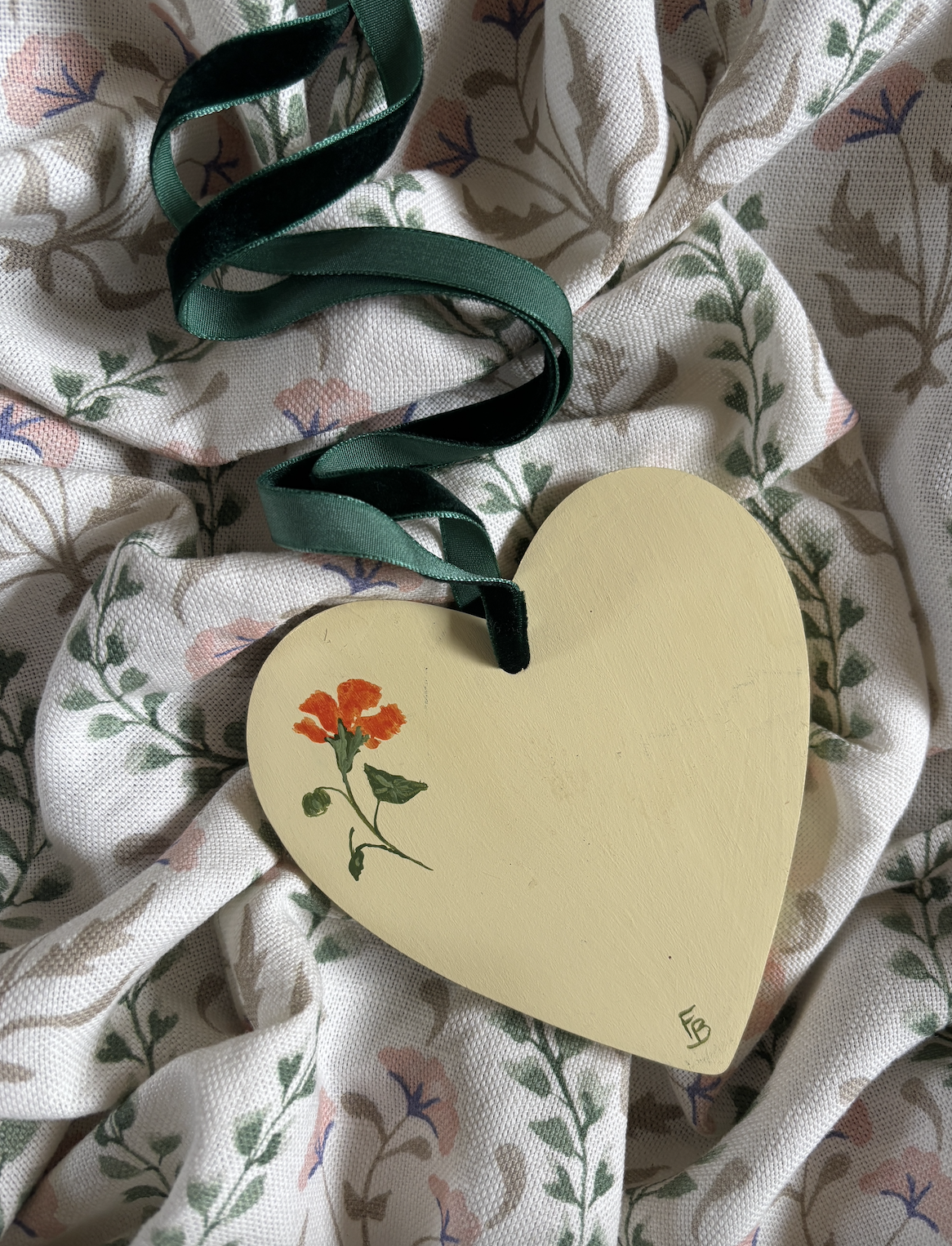 Wooden Heart - Nasturiums